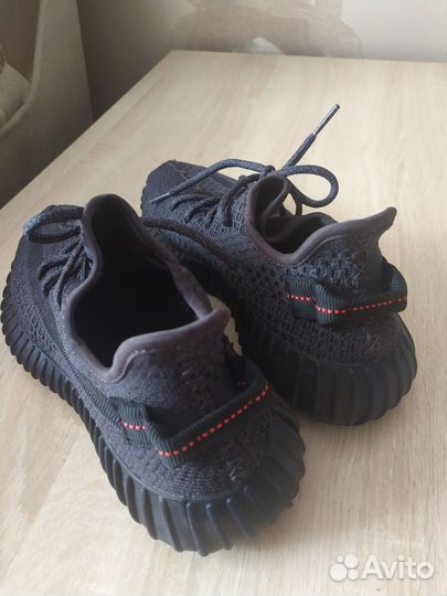 Кроссовки adidas