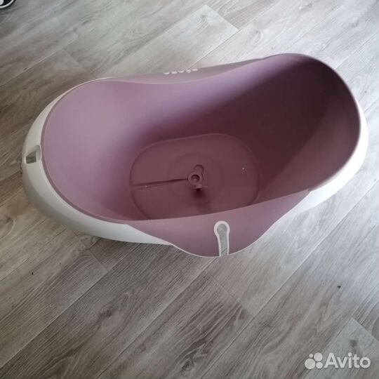 Детская ванночка с подставкой