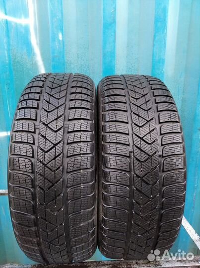 Pirelli Winter Sottozero 3 235/55 R17 107F