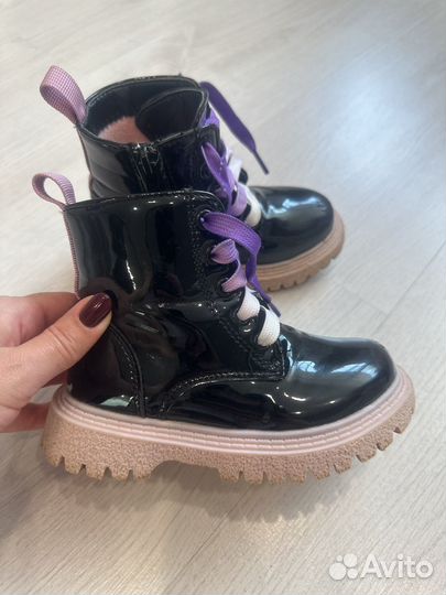 Ботинки для девочки 24-25