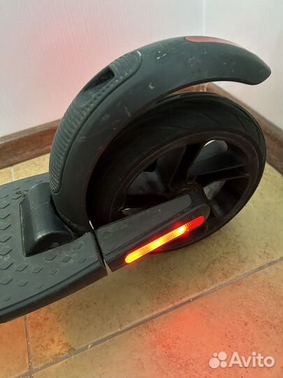 Электросамокат ninebot es2