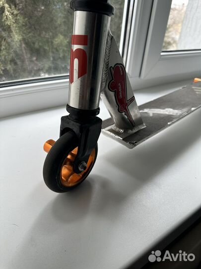 Самокат Mongoose stance PRO