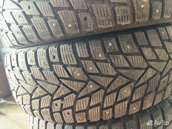 Dunlop Grandtrek Ice 02 215/65 R16 102T