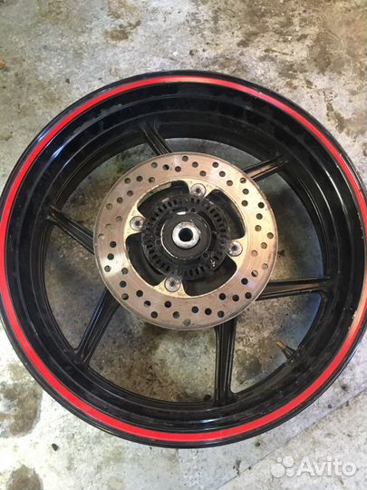 Продам диск R17 к нему есть ступица и звезда