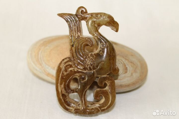 Подвеска резная из камня №1