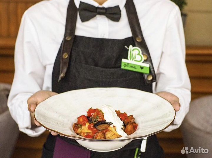 Официант в ресторан (м.Проспект Ветеранов)