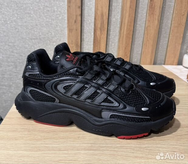 Кроссовки Adidas
