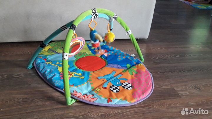 Развивающий коврик