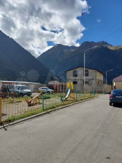 2-к. квартира, 47 м², 1/5 эт.