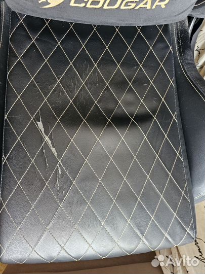 Компьютерное кресло бу cougar armor S royal