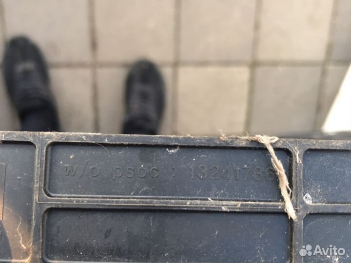 Диффузор радиатора оригинал Opel Insignia 1