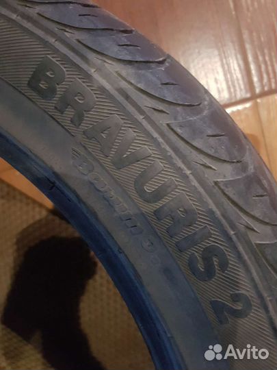 Barum Bravuris 2 235/45 R17 94W