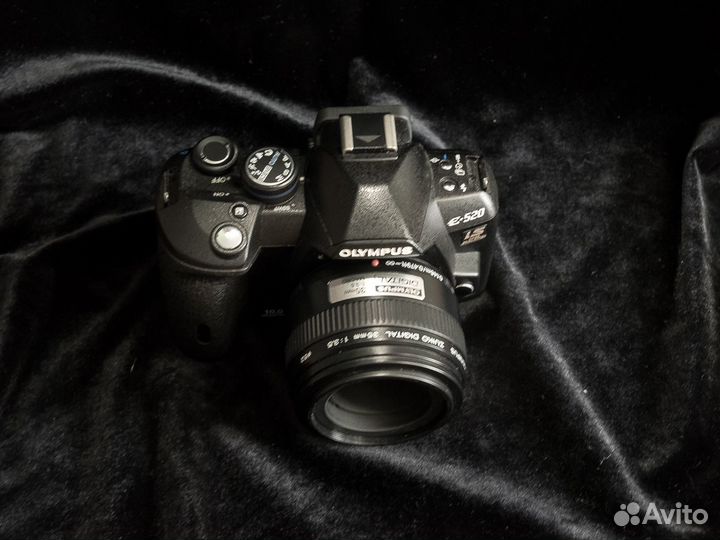Olympus E-520 body