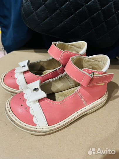 Детская обувь для девочки