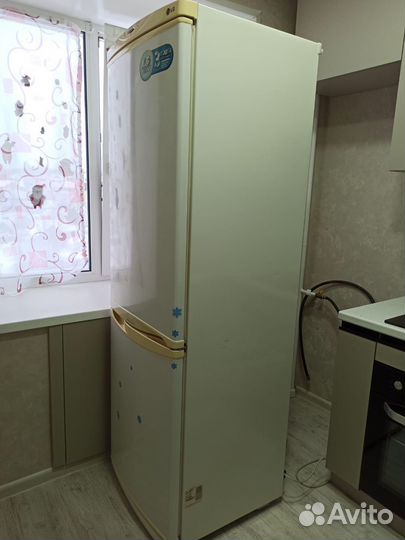 Продам холодильник бу