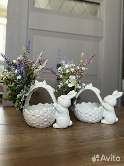 Искусственные цветы, пасхальный декор