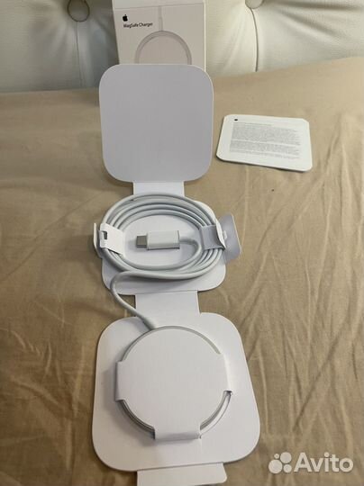 Беспроводная зарядка magsafe