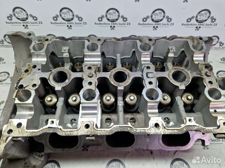 Головка блока цилиндров правая для Mercedes W211