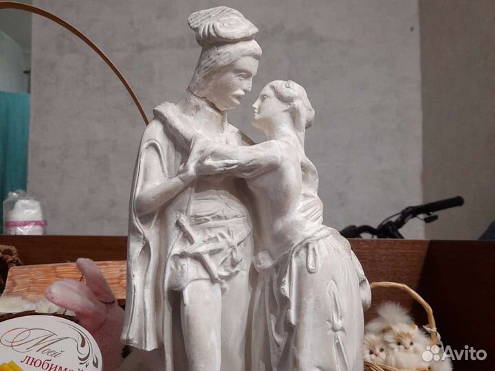 Статуэтка гипсовая СССР