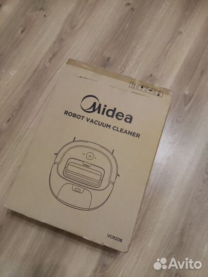 Робот пылесос midea