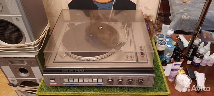 Проигрыватель виниловых пластинок вега-109