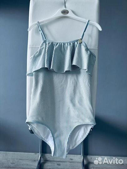 Cлитный купальник на девочку H&M 146 152 11-12