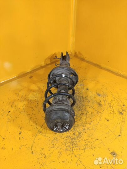 Амортизатор передний правый для Opel Vectra B