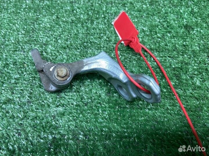 Петля двери задняя левая Ford Focus 2