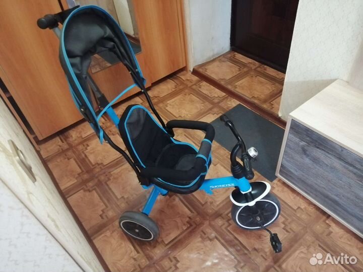 Детский трехколесный велосипед бу