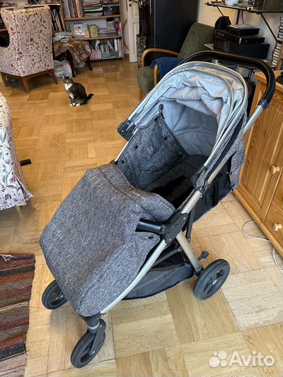 Прогулочная коляска oyster zero