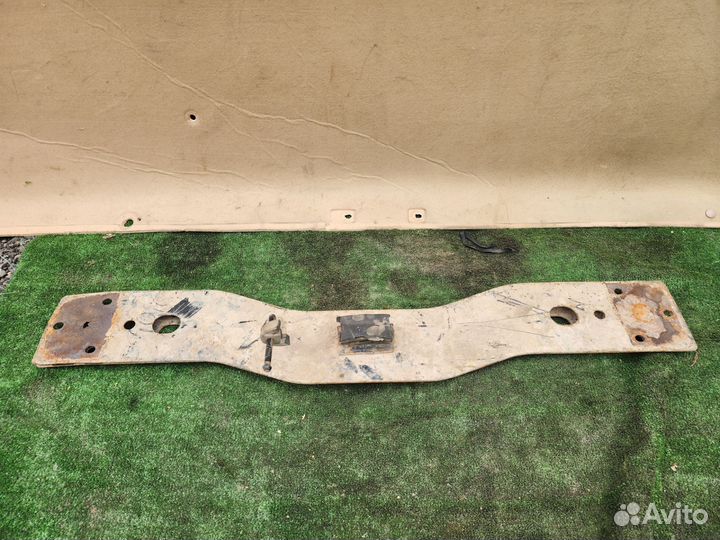 Балка под МКПП Great Wall Safe