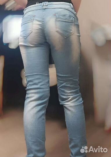 Джинсы