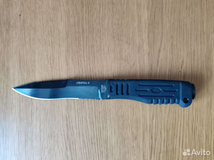 Нож туристический