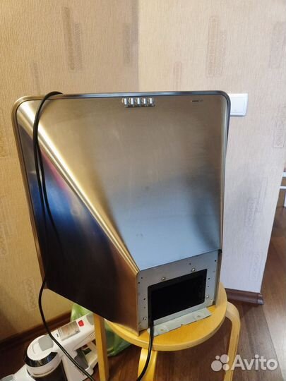 Вытяжка для кухни 60 см