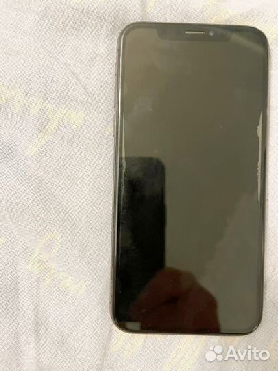 iPhone X, 64 ГБ