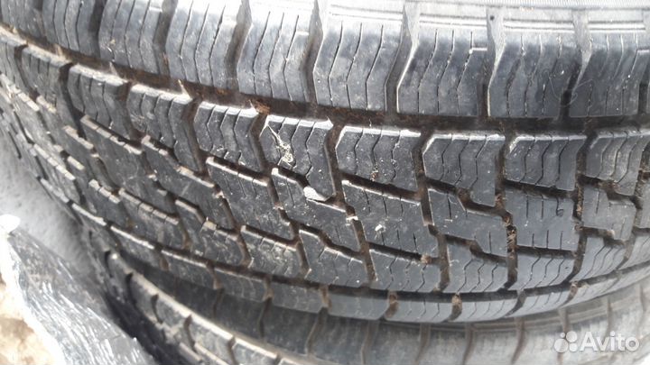 Aderenza ADZA88 205/70 R15