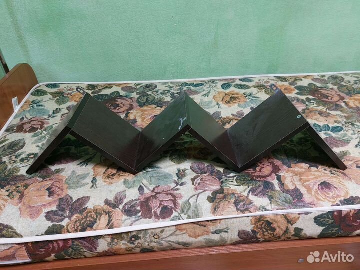 Полка уголком