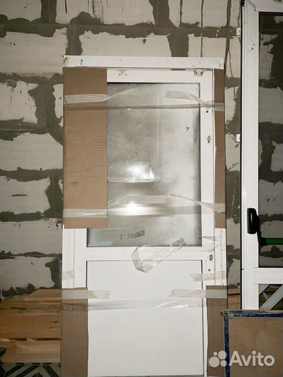 Алюминиевые двери Б/У