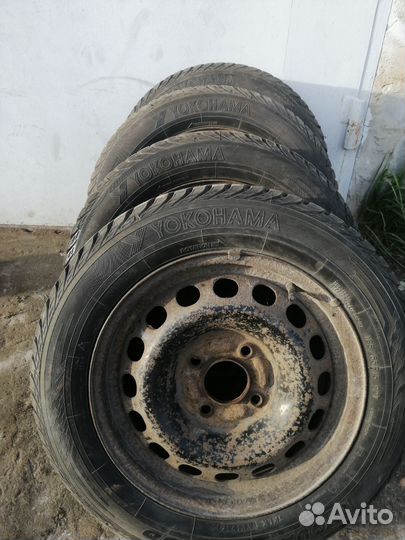 Зимняя резина Yokohama 185 /65 r15 с дисками