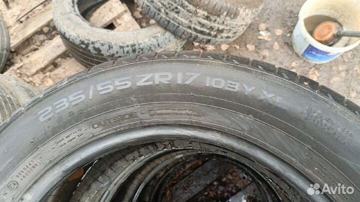 Nokian Tyres Hakka Black 235/55 R17