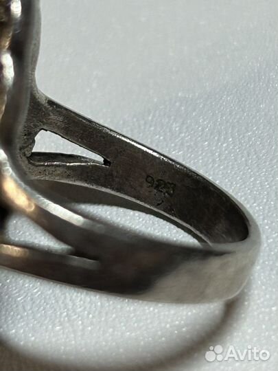 Серебряное кольцо