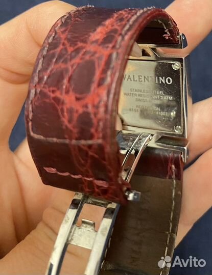 Часы Valentino с бриллиантами