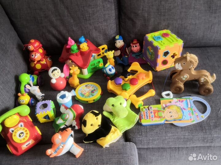 Развивающие игрушки пакетом