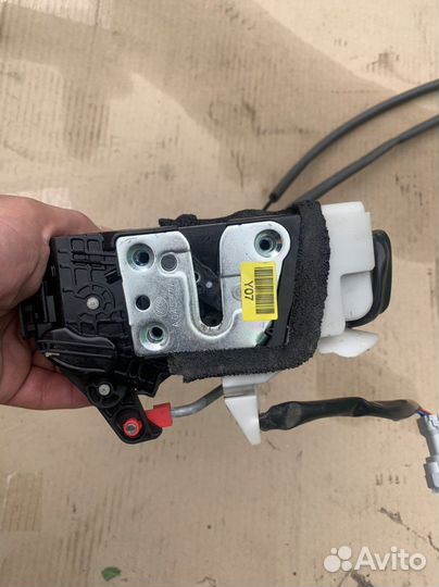 Замок правой передней двери для kia cerato 3(YD)