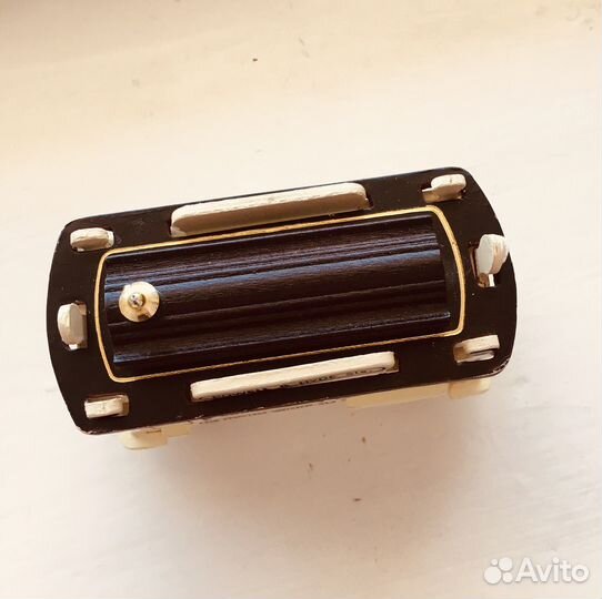 Трамвай игрушка