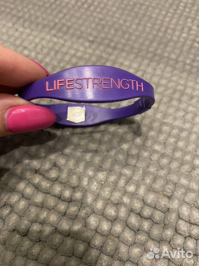 Энергетический браслет lifestrength