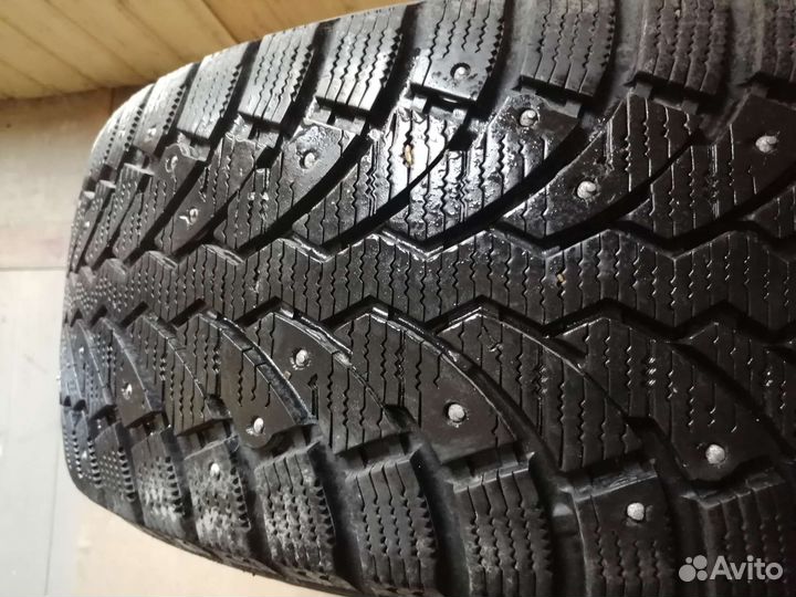 Pirelli Formula Ice 205/60 R16