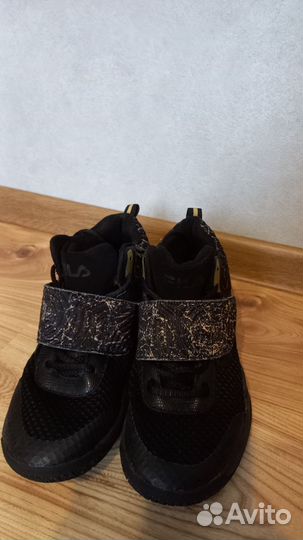 Кроссовки fila