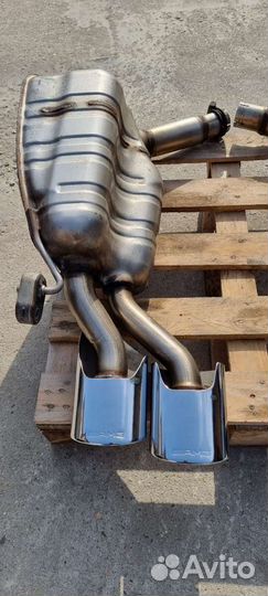 Задние банки выхлоп W219 CLS AMG