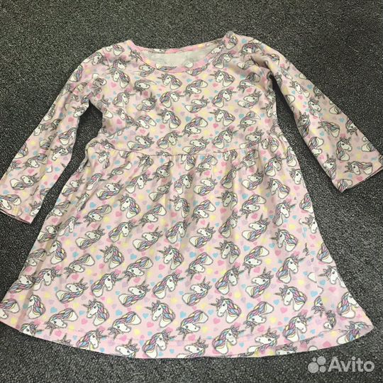 Платья с длинныи рукавом для девочки